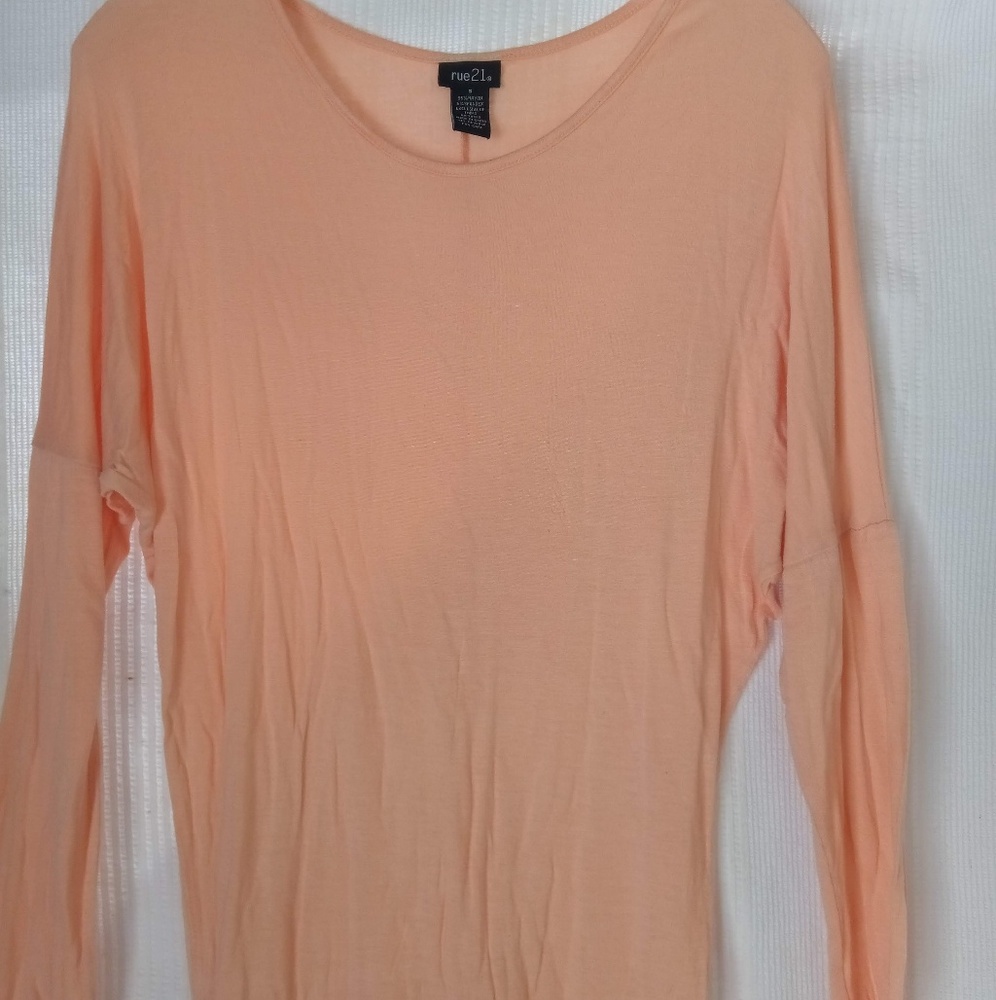 Rue 21 shirt